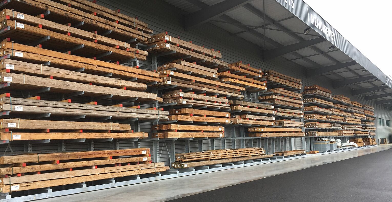 [Translate "Slovenia"] Cantilever racking timber trade